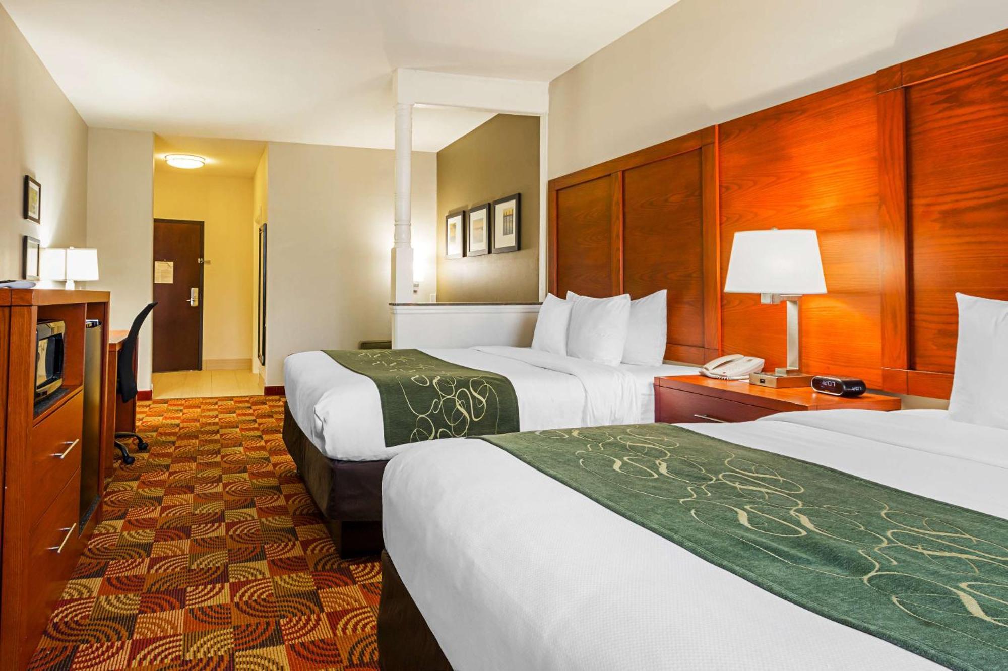 Comfort Suites Lake Charles Exterior photo